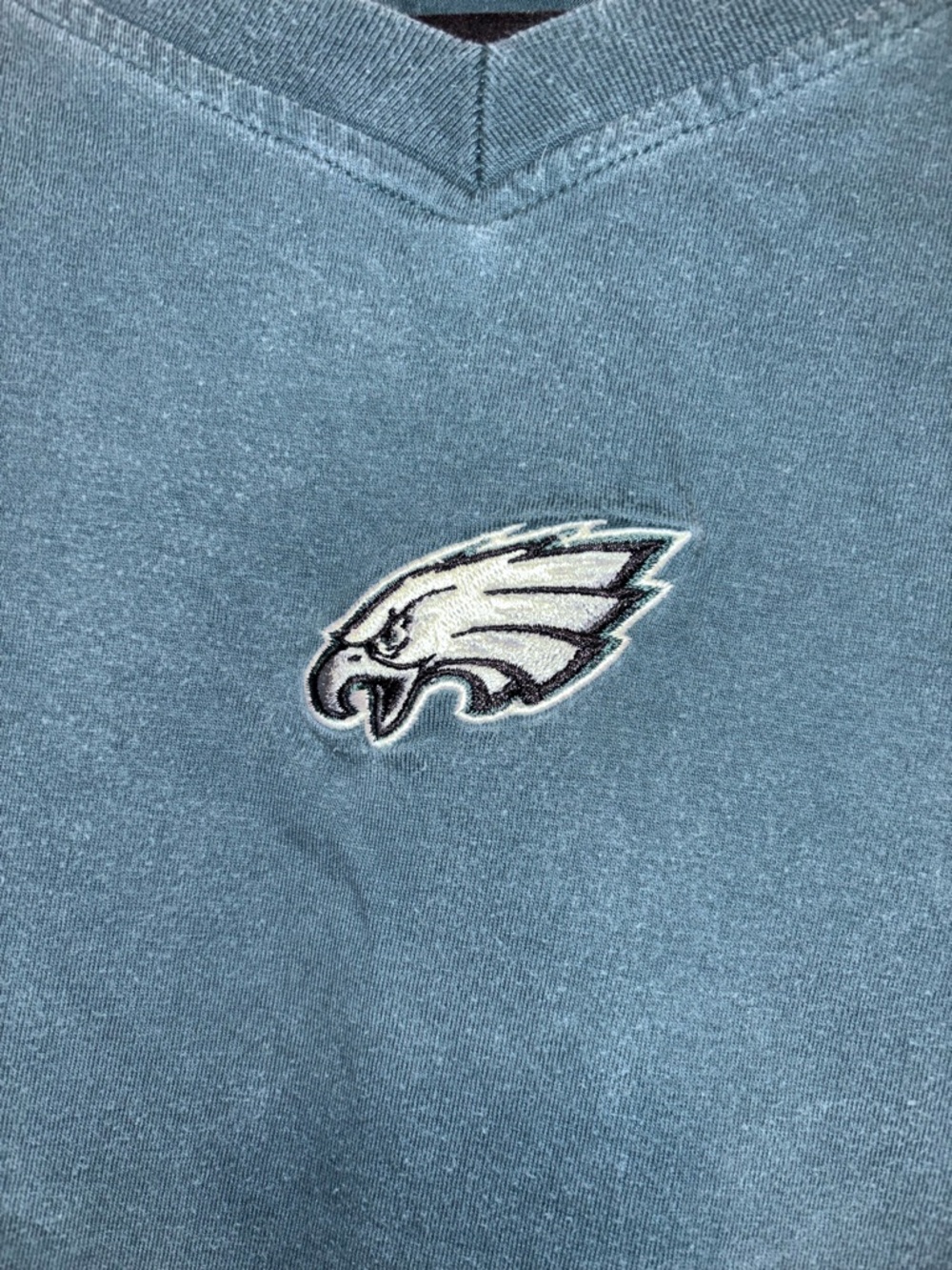 Vintage Y2K NFL Philadelphia Eagles V Neck Shirt Retro Embroidered Logo XL/XXL - Picture 2 of 8